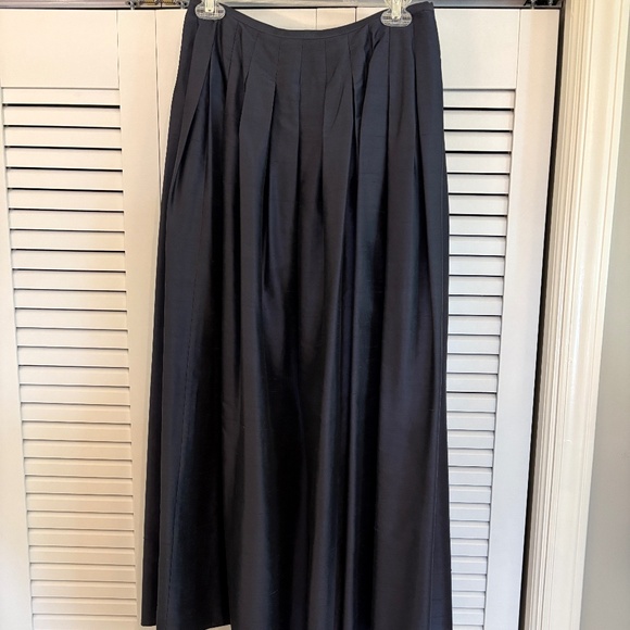 Jones New York 100% Raw Silk Skirt Midnight Blue Size 10 - Picture 1 of 2